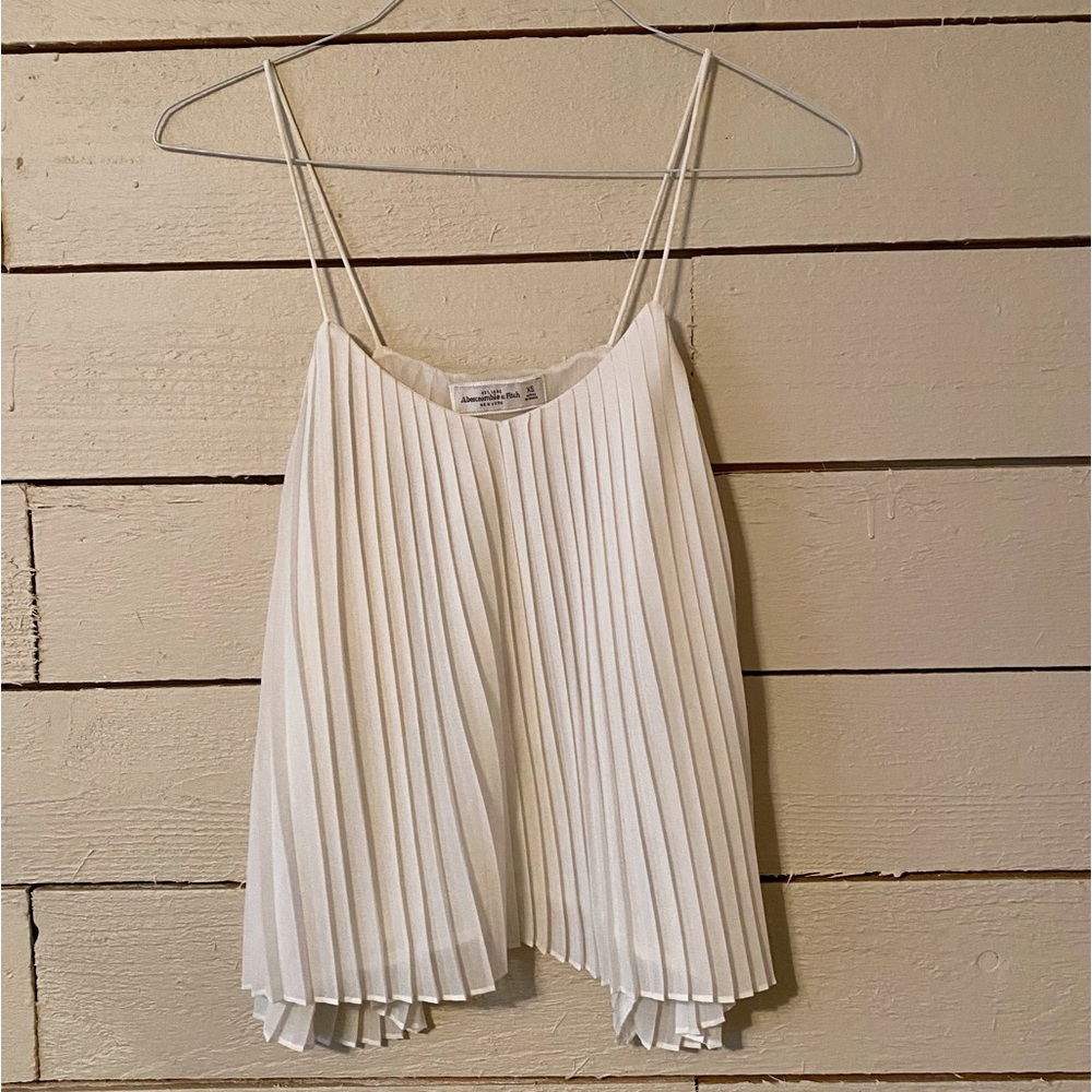 Abercrombie and Fitch top